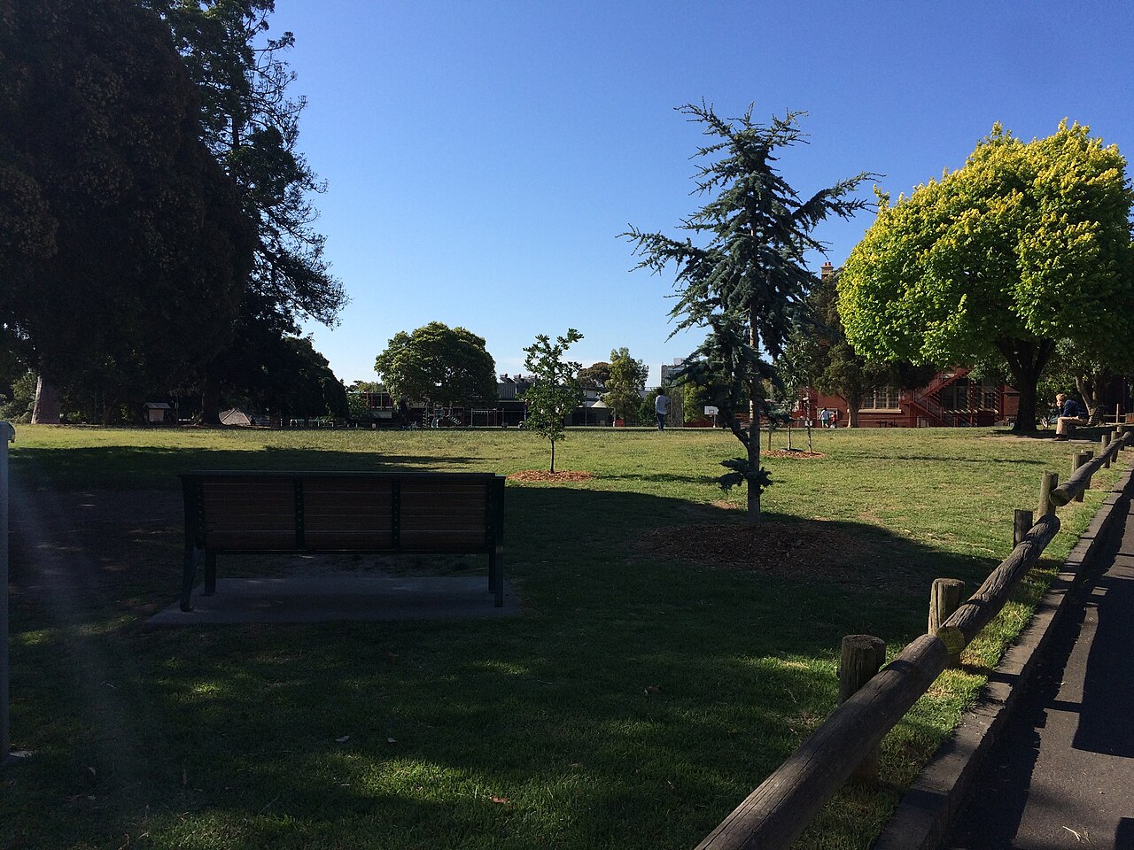 Brookville Gardens Toorak